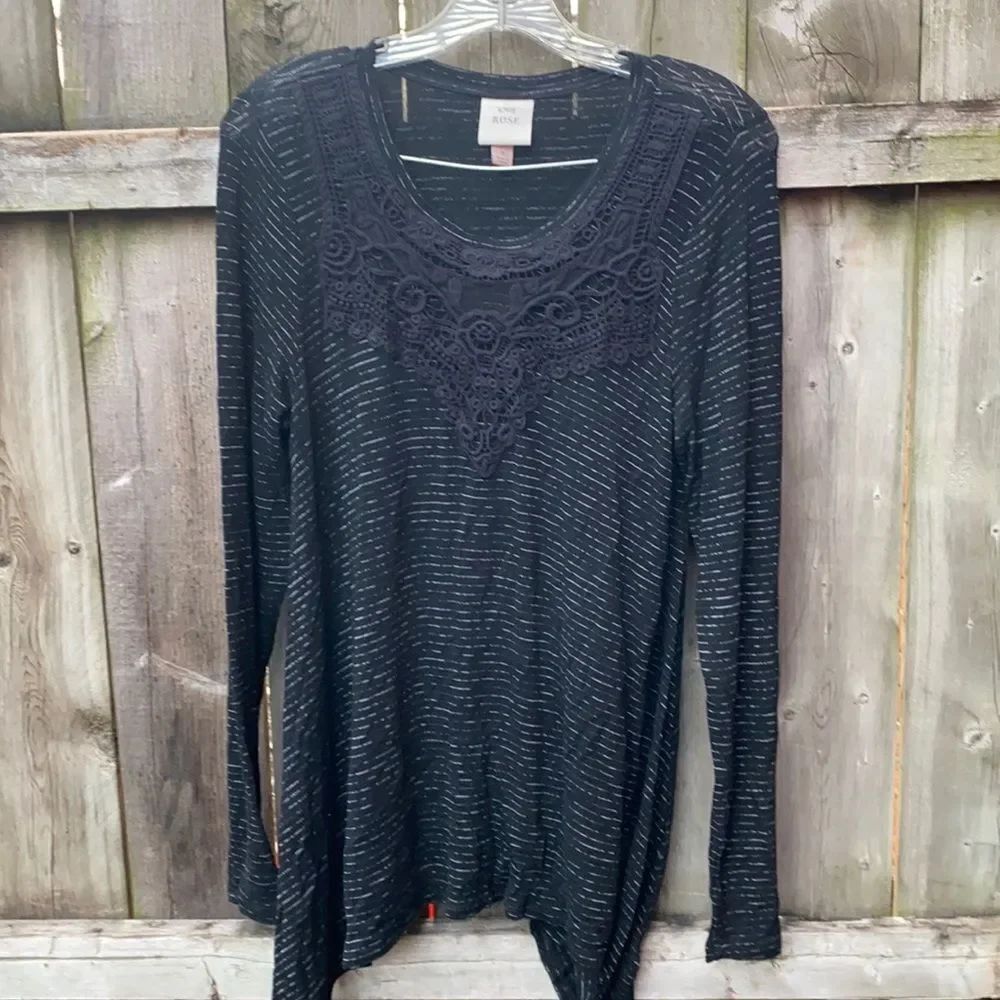 Knox Rose stripped top sz. S